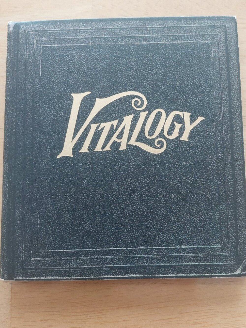 Pearl Jam (1994) - Vitalogy CD- third studio album